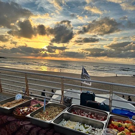 Surf Camp San Sebastian Partyhostel Aia Ngoại thất bức ảnh